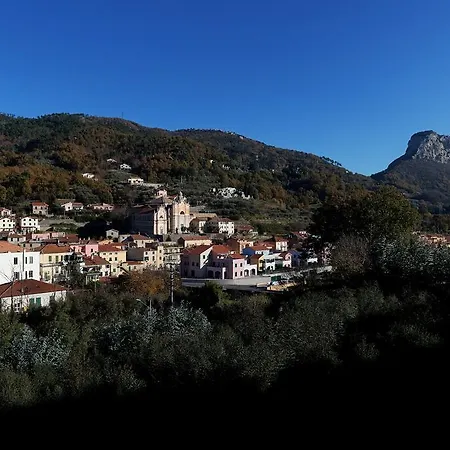 Piemontese 3* Calice Ligure